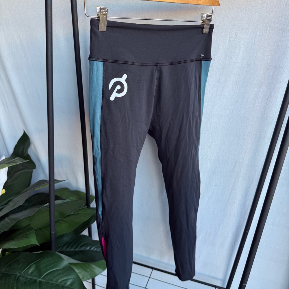 Peloton Leggings with Side Color Panels / Size M